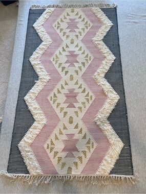Novogratz 3x5  Indio area rug